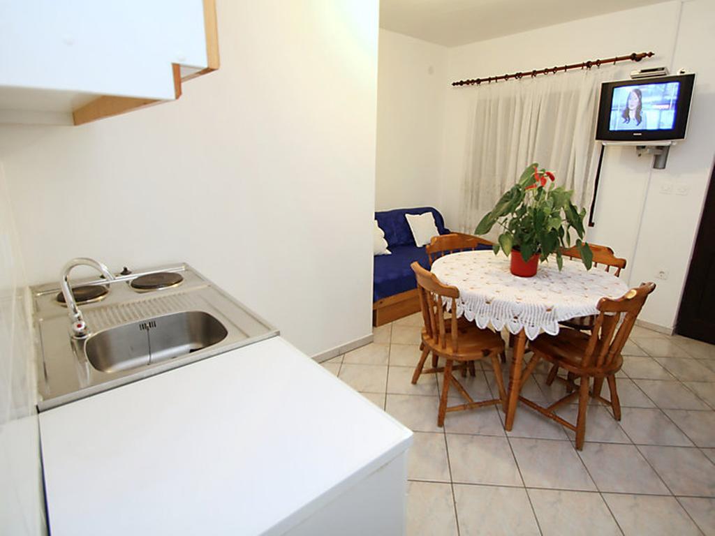 Apartments Doris ザヴァラティサ エクステリア 写真